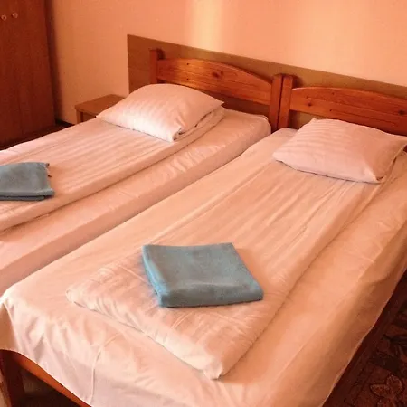 Hotel Haga *